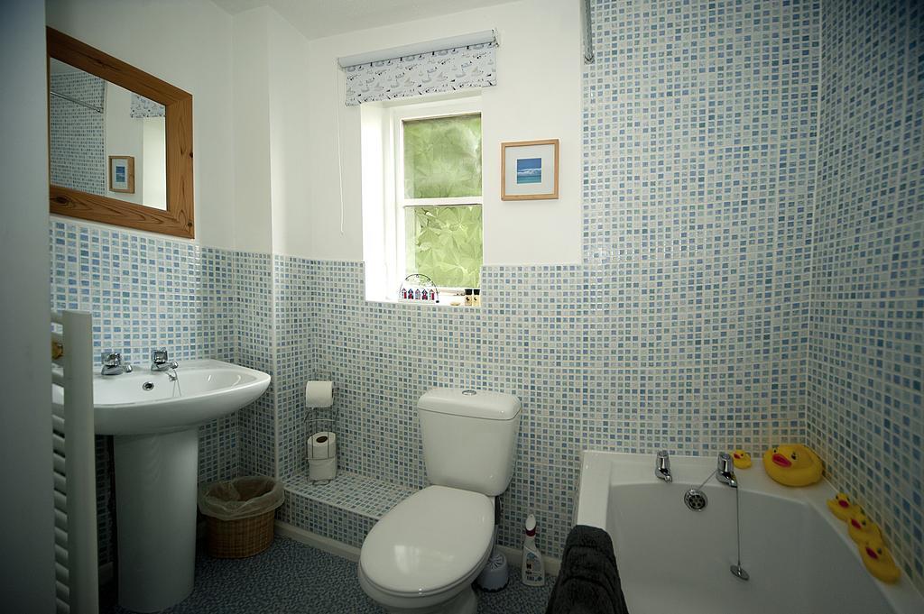 Grayz Townhouse - Free Onsite Parking For 2 Cars Villa Lincoln Rum bild
